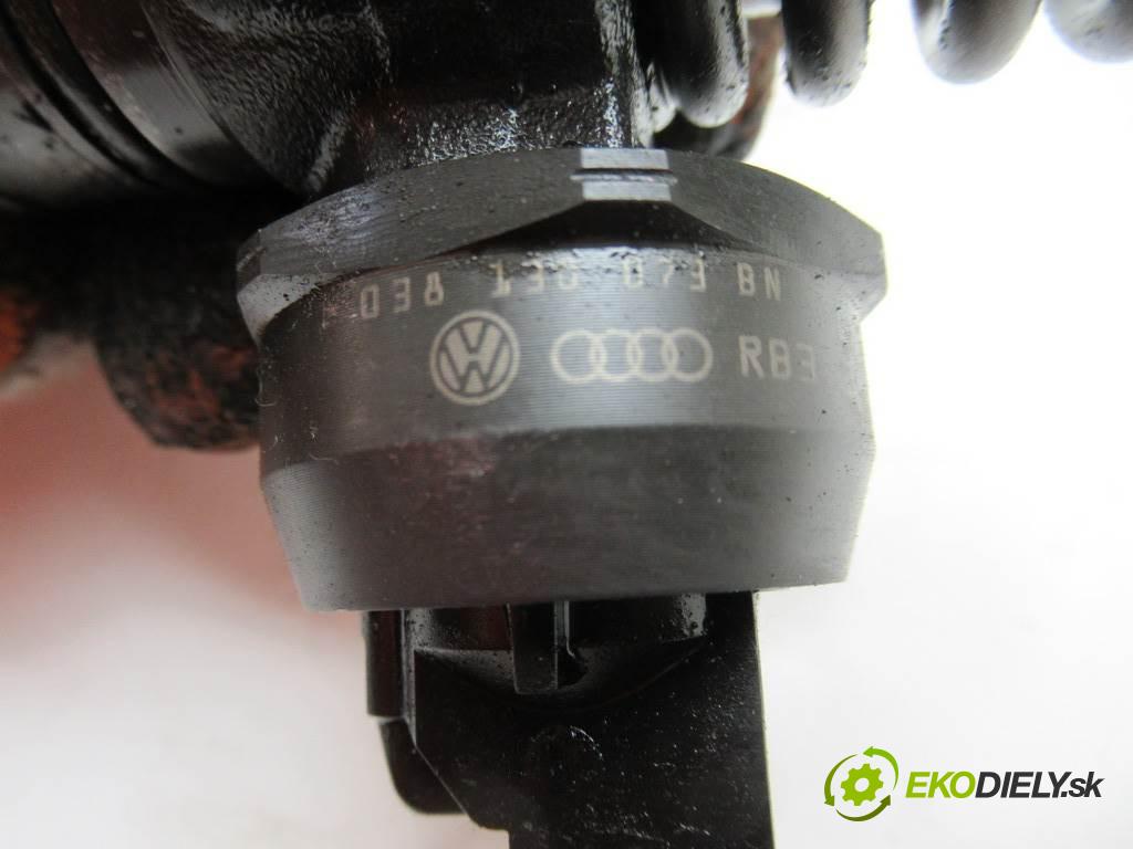 Volkswagen Caddy  2008 77 kW 2K 1.9TDI 105KM 03-10 1900 Vstrekovacie ventily 038130073BN (Vstrekovacie ventily)