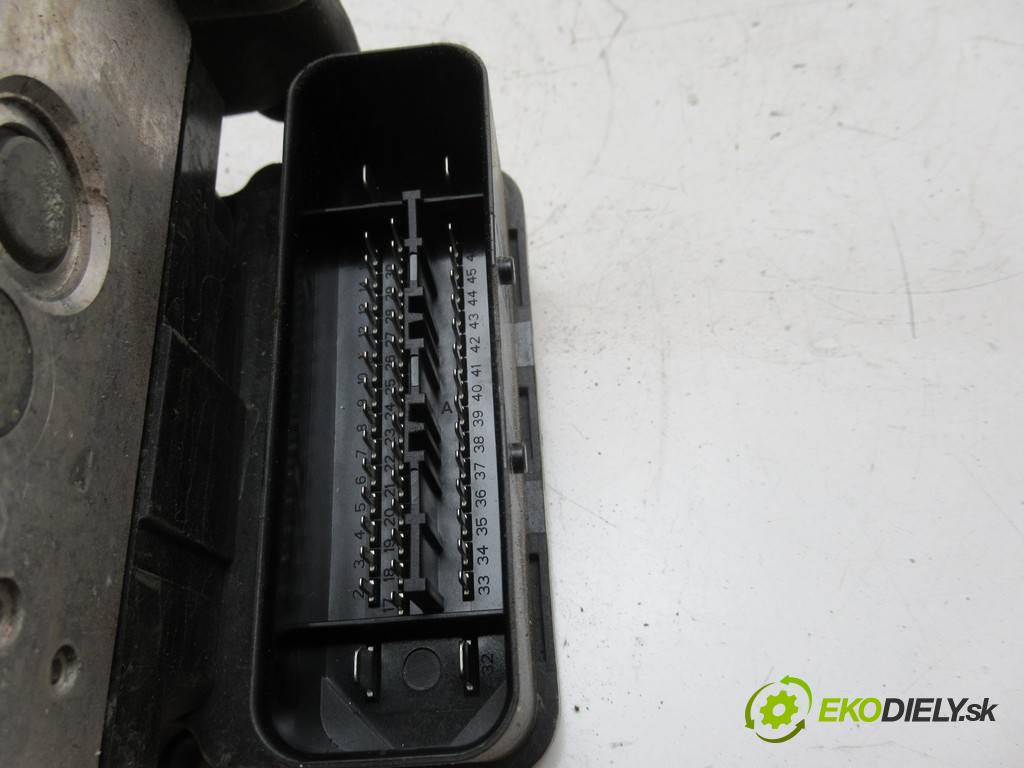 Volkswagen Golf V  2008 59 kW HATCHBACK 3D 1.4B 80KM 03-09 1400 Pumpa ABS 1K0614517BD (Pumpy ABS)