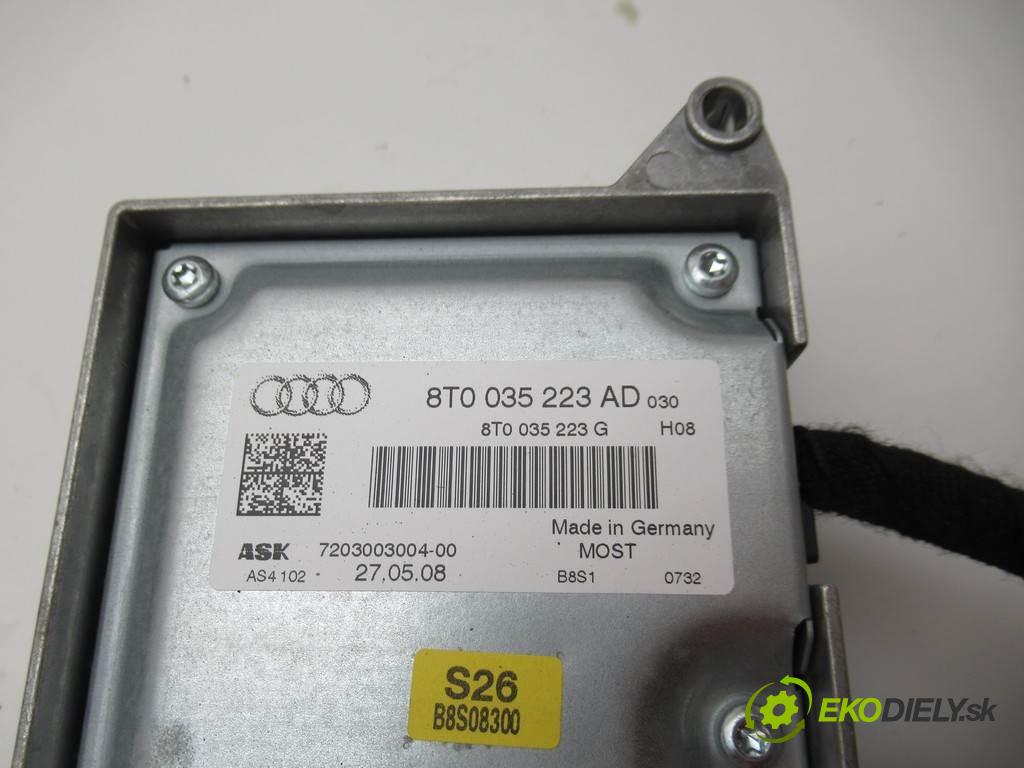 Audi A4 B8    KOMBI 5D 2.0TDI 143KM 08-15  Zosilňovač 8T0035223AD (Zosilňovače)