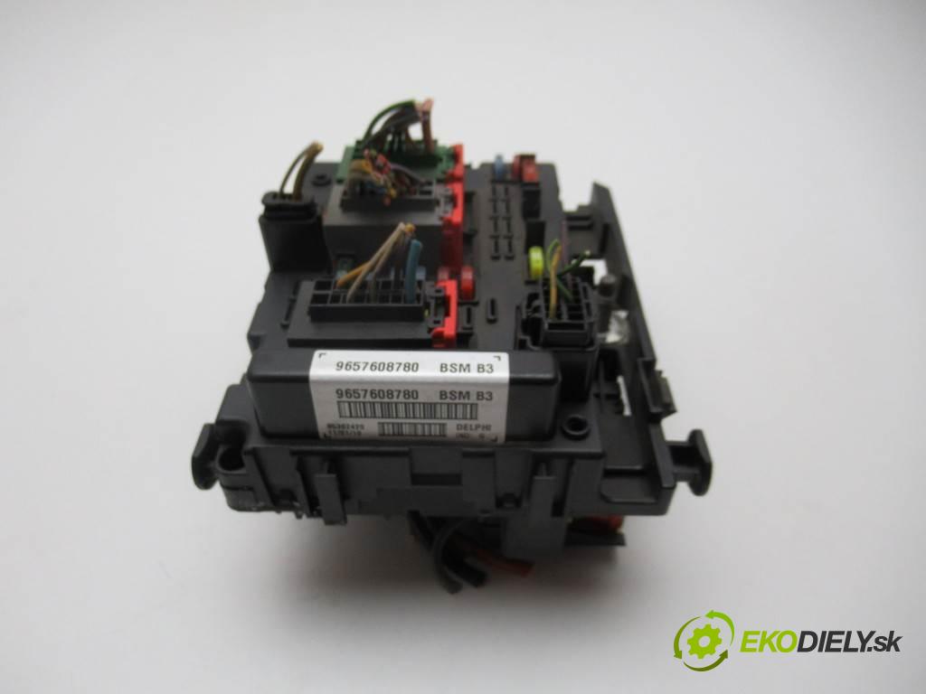 Peugeot 206+    HATCHBACK 5D 1.4HDI 68KM 09-12  Modul BSM 9657608780 (Ostatné)