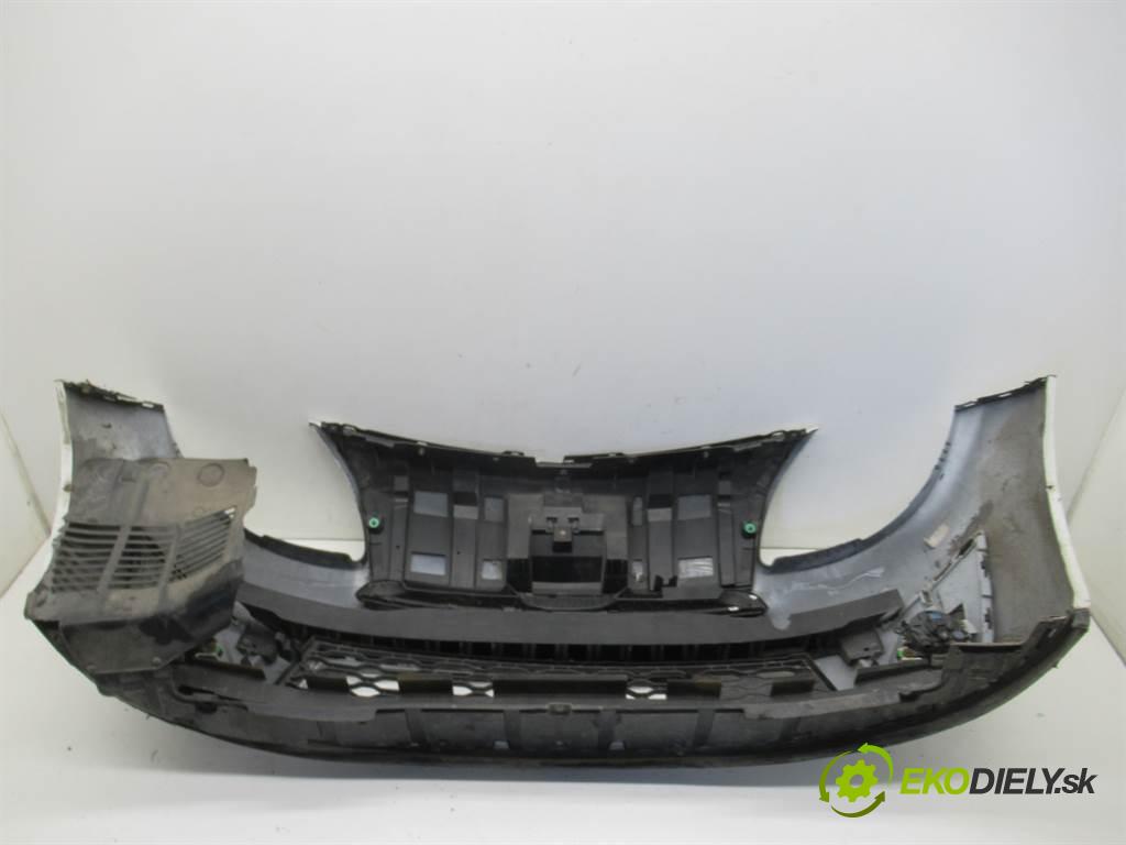 Renault Twingo II  2011 55KW HATCHBACK 3D 1.2B 76KM 07-14 1149 nárazník přední část