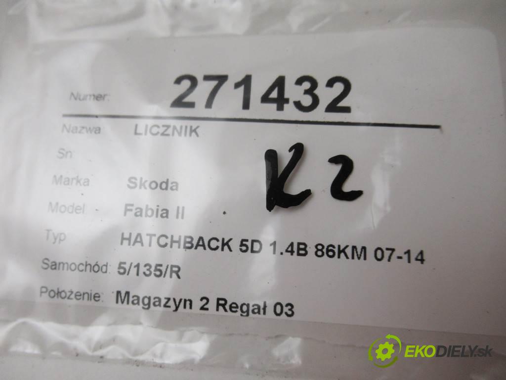 Skoda Fabia II  2010 63 kW HATCHBACK 5D 1.4B 86KM 07-14 1400 Prístrojovka 5J0920800H (Prístrojové dosky, displeje)
