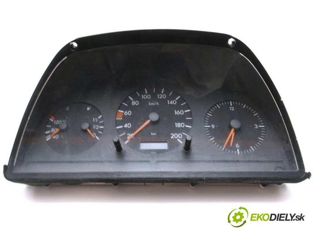 Mercedes-Benz Vito  1997 72 kW 2.3TD 98KM 95-03 2300 Prístrojovka 0005423001 (Prístrojové dosky, displeje)