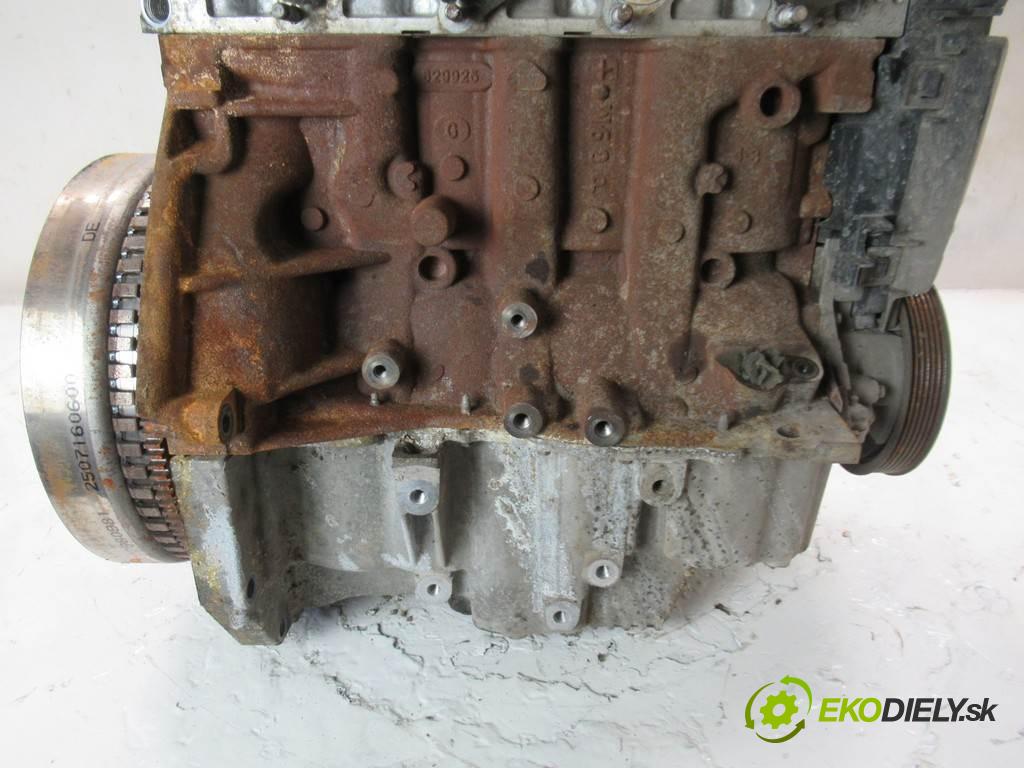 Renault Megane III  2014 81 kW LIFT KOMBI 5D 1.5DCI 110KM 08-15 1500 motor K9K (Motory (kompletní))