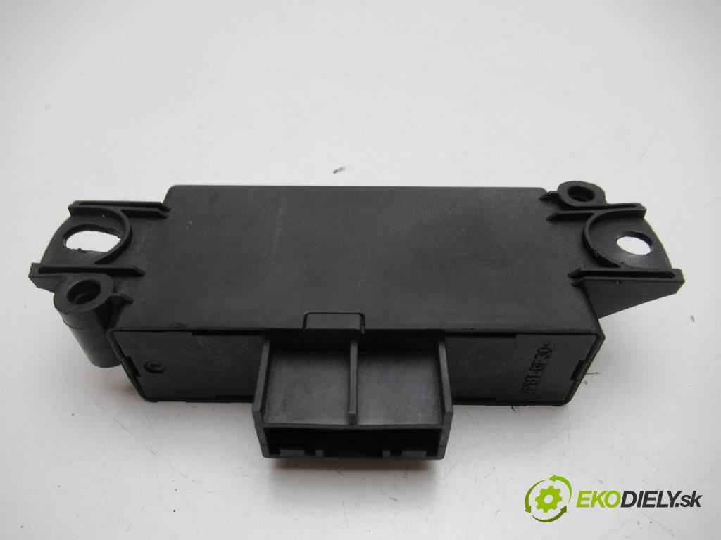 Renault Megane III    LIFT KOMBI 5D 1.5DCI 110KM 08-15  modul PDC - 259909074R (Ostatní)