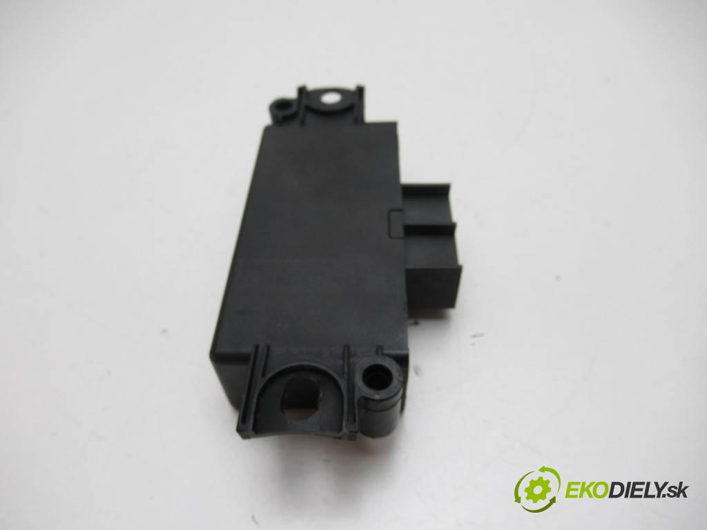 Renault Megane III    LIFT KOMBI 5D 1.5DCI 110KM 08-15  modul PDC - 259909074R (Ostatní)