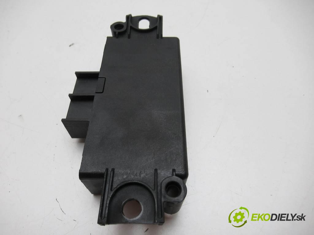 Renault Megane III    LIFT KOMBI 5D 1.5DCI 110KM 08-15  modul PDC - 259909074R (Ostatní)