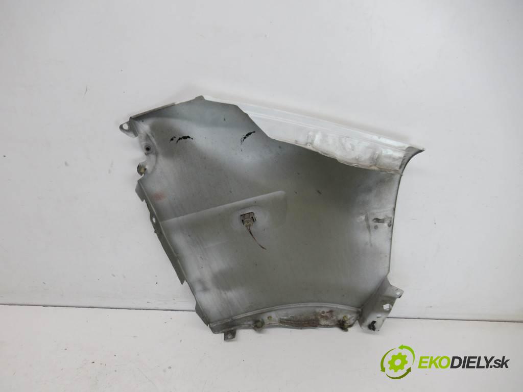 Renault Master II  2005 66 kW 2.2DCI 150KM 03-10 2200 blatník přední část levý