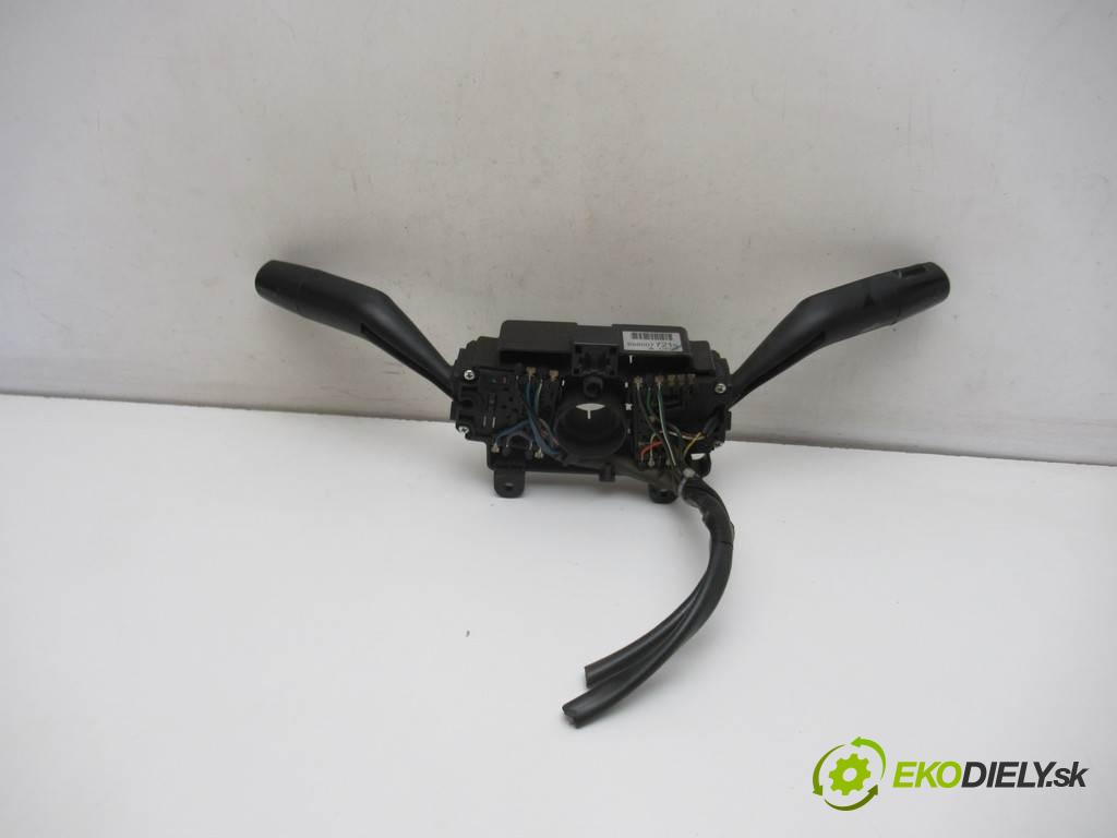 Isuzu D-MAX I  2010 100 kW 2010 2.5TD 136KM 02- 2500 Prepínač kombinovaný 8980077210 (Prepínače, spínače, tlačidlá a ovládače kúrenia)