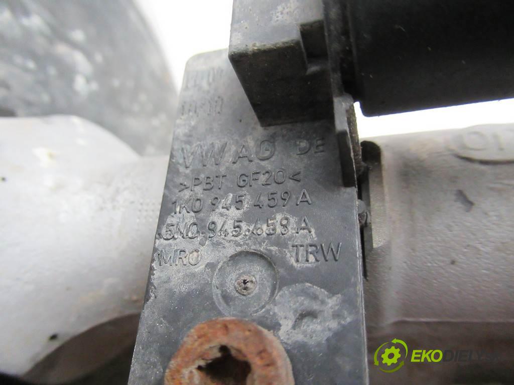 Skoda Fabia II  2010 66 kW KOMBI 5D 1.6TDI 90KM 06-14 1600 Posilovač Pumpa brzdová 6R1614105G (Posilňovače bŕzd)