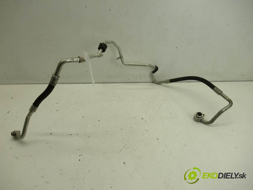 Skoda Fabia II    KOMBI 5D 1.2TSI 86KM 10-14  rúrka klimatizácie 6R1820743AA (Rúrky klimatizácie)