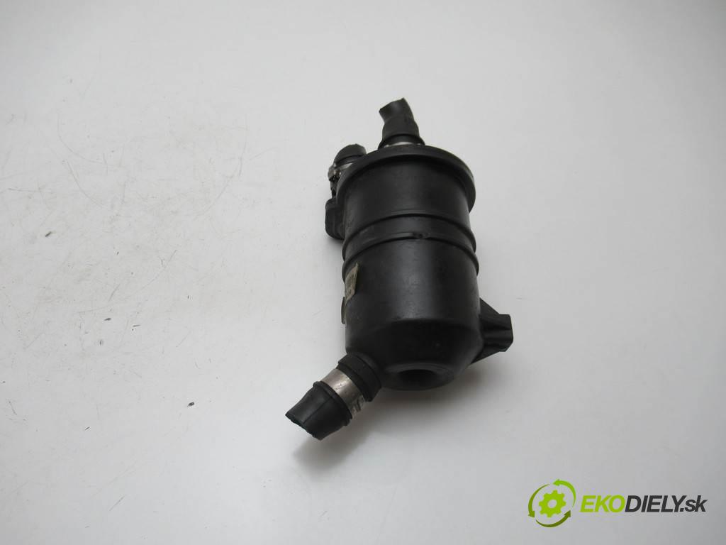 Opel Vectra C LIFT    OPC LIFTBACK 1.9CDTI 150KM 02-08  Separátor oleja 70349667 5556896300