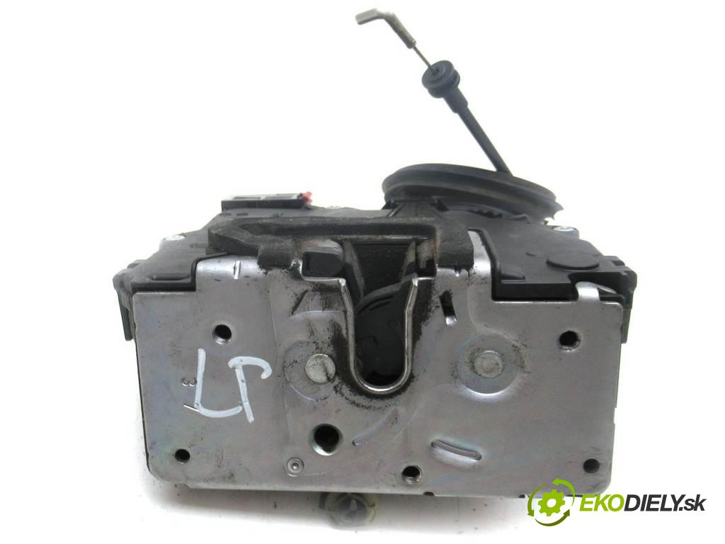 Fiat Grande Punto  2007 57 kW HATCHBACK 5D 1.4B 78KM 05-12 1400 zámok přední část levý 51797557