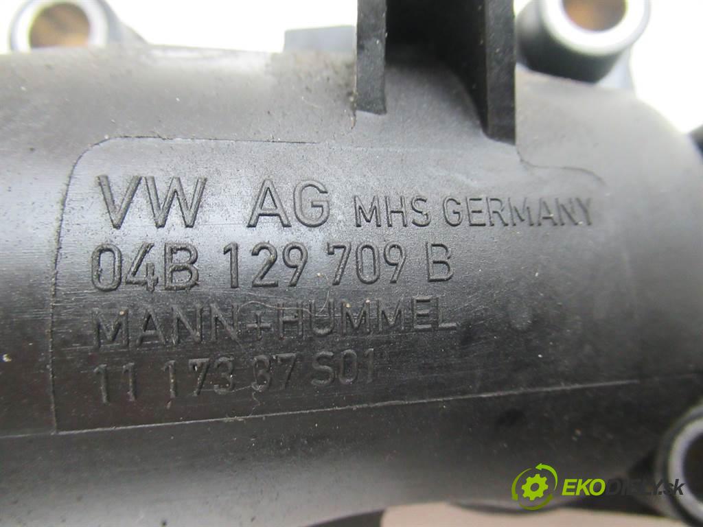 Seat Toledo IV  2016  LIFT 1.4TDI 90KM 12-18 1400 potrubí sání 04B129709B (Sací potrubí)