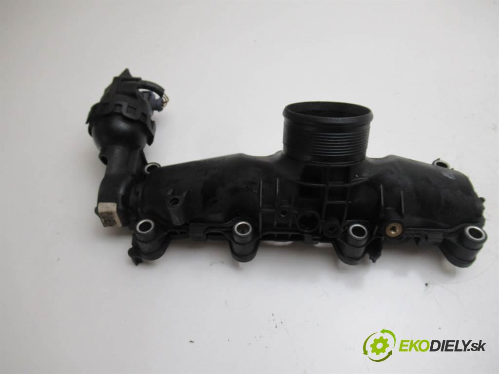 Seat Toledo IV  2016  LIFT 1.4TDI 90KM 12-18 1400 potrubí sání 04B129709B (Sací potrubí)