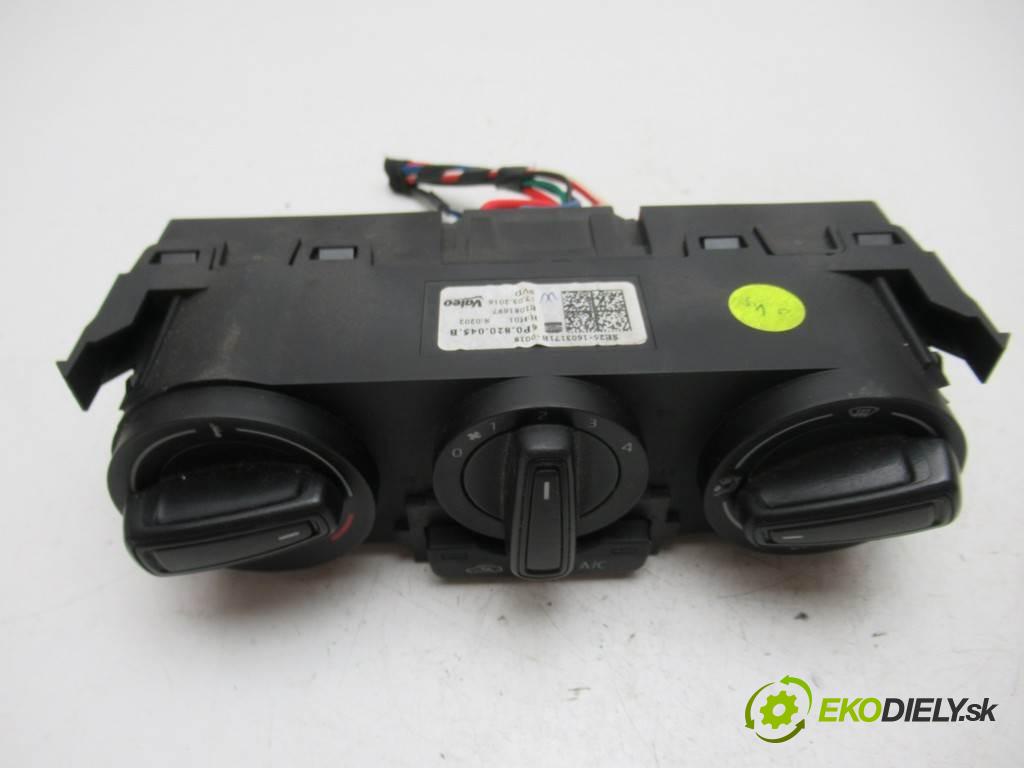 Seat Toledo IV  2016  LIFT 1.4TDI 90KM 12-18 1400 Panel ovládania kúrenia 6P0820045B (Prepínače, spínače, tlačidlá a ovládače kúrenia)