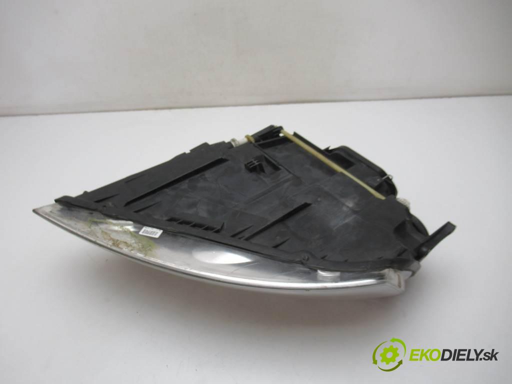 Volkswagen Touareg  2005  2.5TDI 174KM 02-10 2500 Svetlomet pravy 7L6941016CG (Pravé)