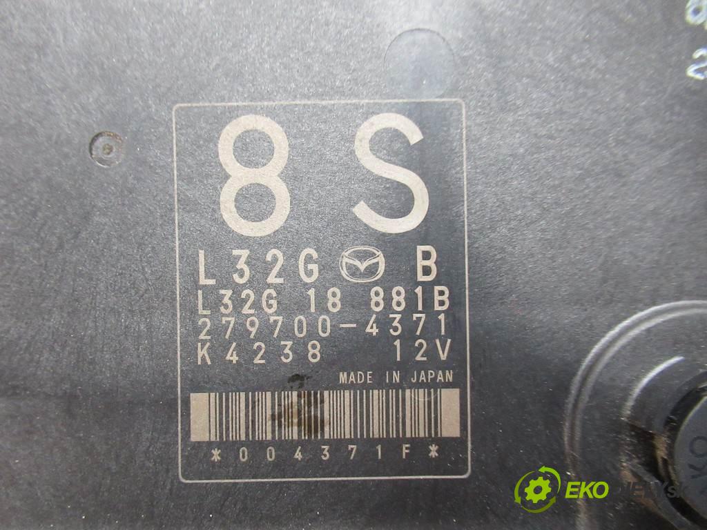 Mazda 3  2006 118 kW BK SEDAN 2.3B 158KM 03-09 2300 riadiaca jednotka Motor L32G18881B 279700-4371 (Riadiace jednotky)