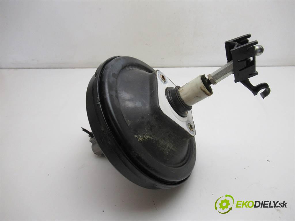 Audi A4 B5 FL  1997 92 kW SEDAN 4D 1.8B 125KM 96-01 1800 Posilovač Pumpa brzdová 8D0612105F (Posilňovače bŕzd)