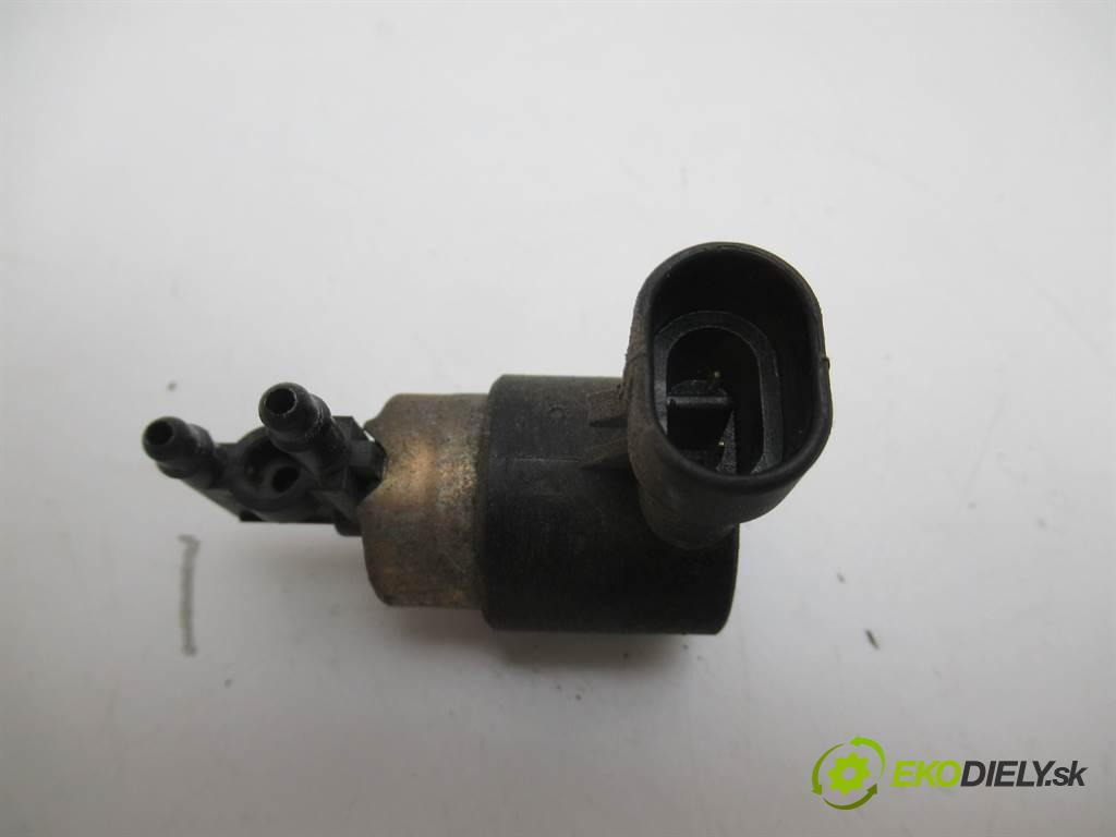 Opel Vectra C    GTS LIFTBACK 2.2DTI 125KM 02-08  ventil tlaku EGR 24435269