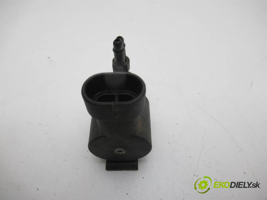 Opel Vectra C    GTS LIFTBACK 2.2DTI 125KM 02-08  ventil tlaku EGR 24435269