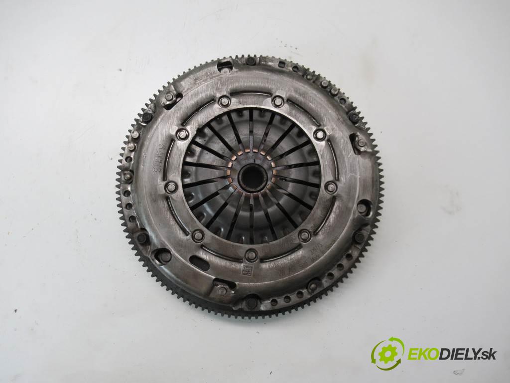 Volkswagen Golf VII LIFT  2017 63 kW HATCHBACK 5D 1.0TSI 86KM 12-20 1000 Spojková sada (bez ložiska) komplet 03C105273P (Kompletné sady (bez ložiska))