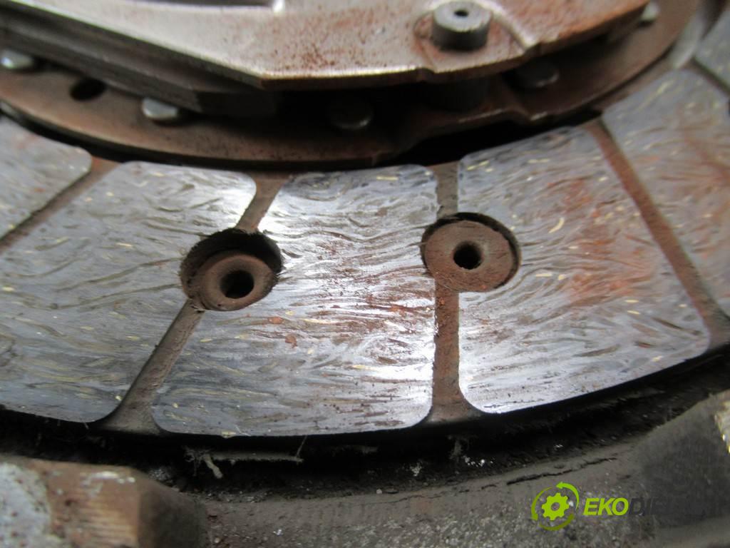 Volkswagen Golf VII LIFT  2017 63 kW HATCHBACK 5D 1.0TSI 86KM 12-20 1000 Spojková sada (bez ložiska) komplet 03C105273P (Kompletné sady (bez ložiska))