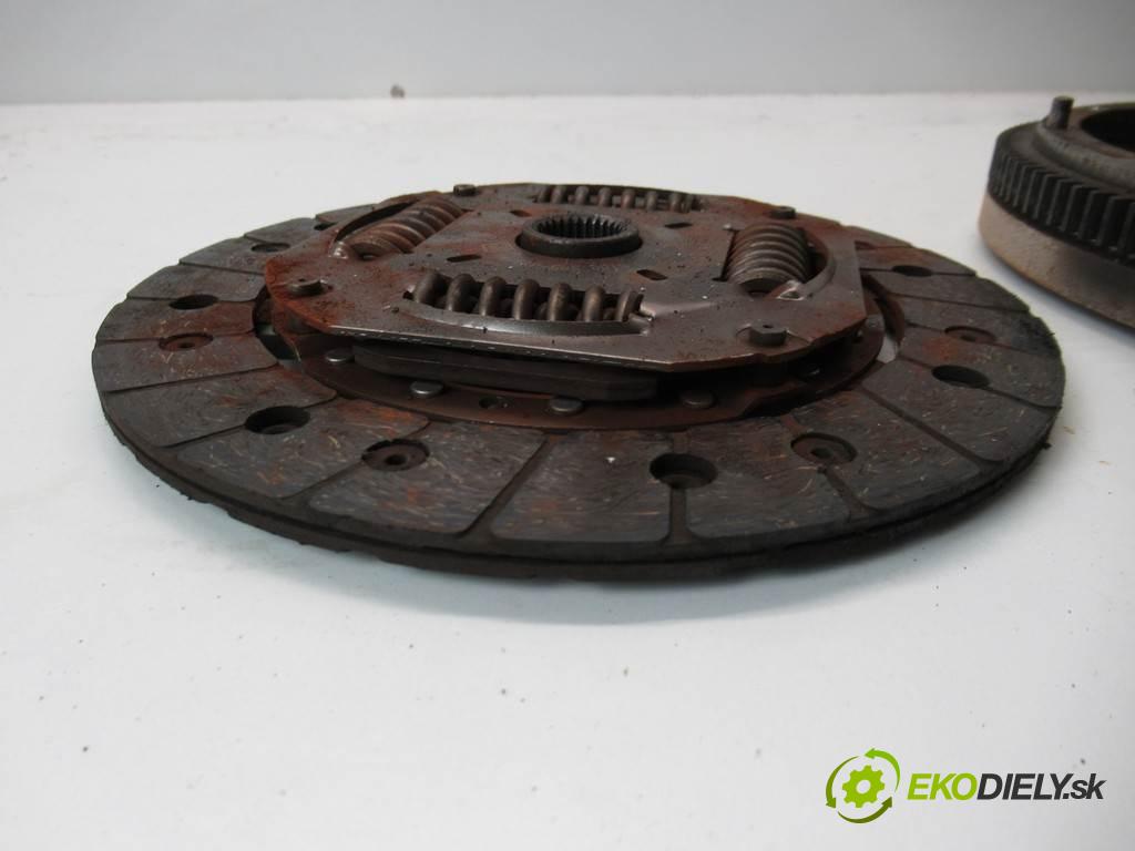 Volkswagen Golf VII LIFT  2017 63 kW HATCHBACK 5D 1.0TSI 86KM 12-20 1000 Spojková sada (bez ložiska) komplet 03C105273P (Kompletné sady (bez ložiska))