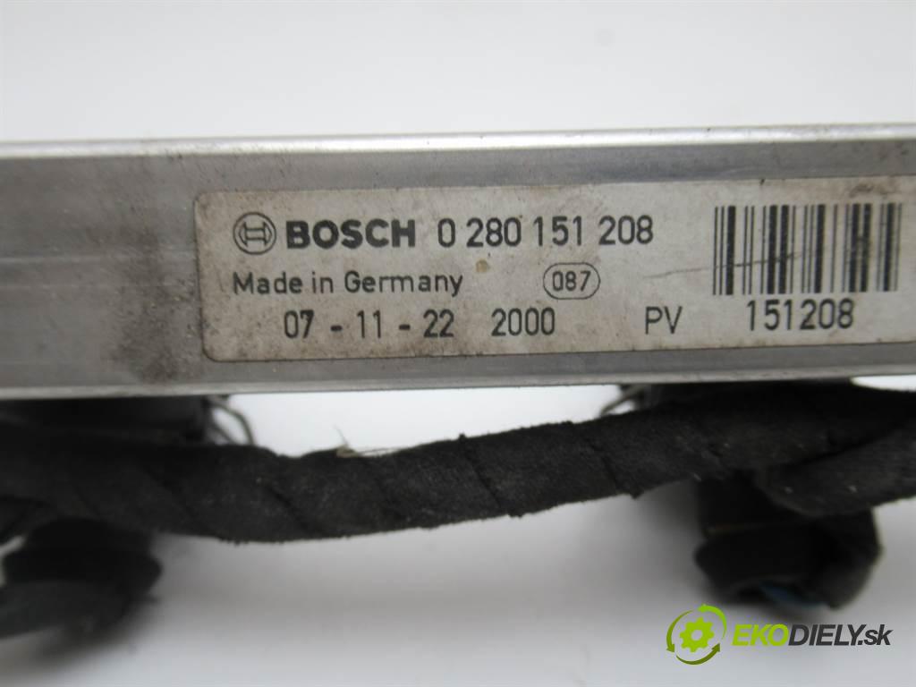 Opel Meriva  2005 66KW 1.4B 90KM 02-10 1364 lišta vstřikovací vstřikovací ventily 0280151208 0280158501