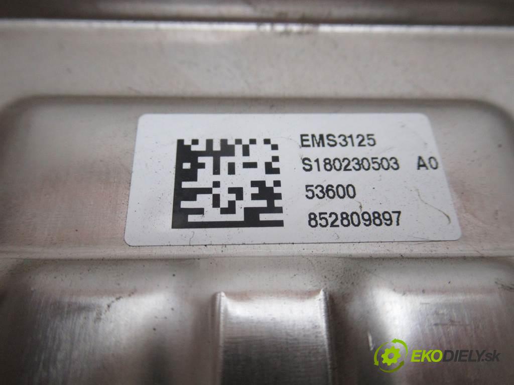 Dacia Sandero II  2015 54 kW HATCHBACK 5D 1.2B 73KM 12-16 1100 riadiaca jednotka Motor 237107018R (Riadiace jednotky)