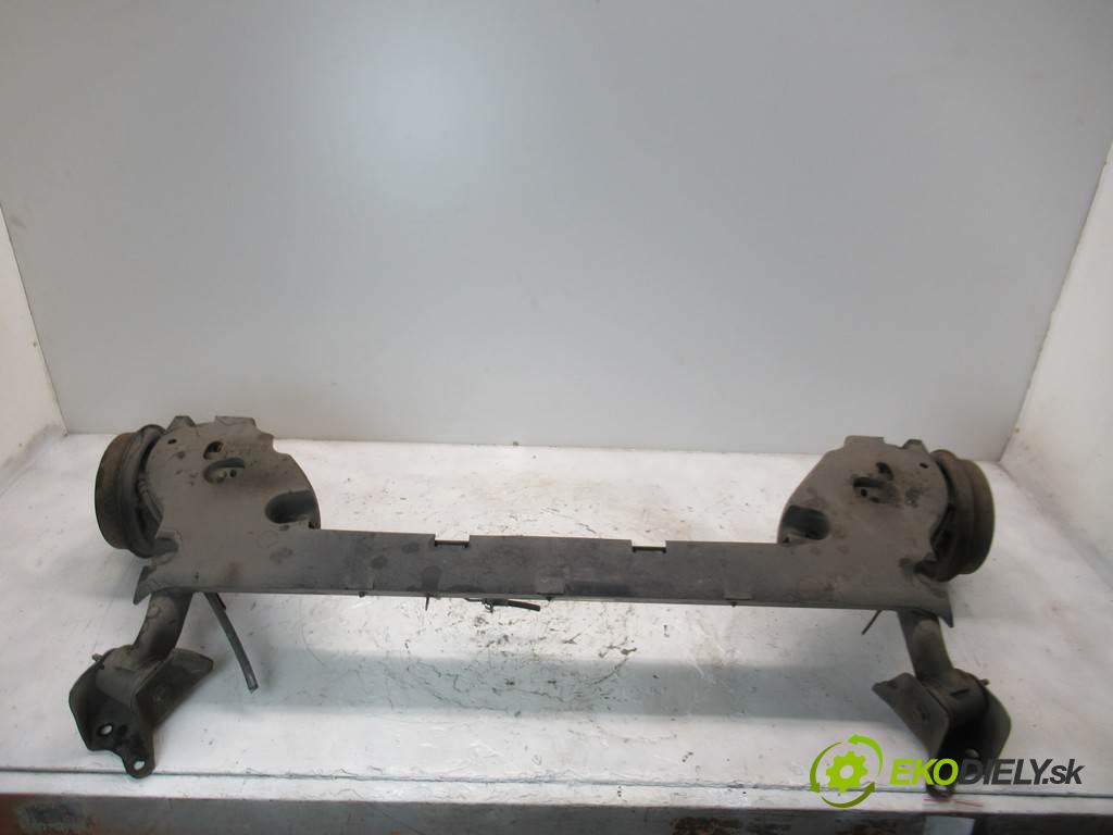 Dacia Sandero II  2015 54 kW HATCHBACK 5D 1.2B 73KM 12-16 1100 zadní část výztuha 555012648R