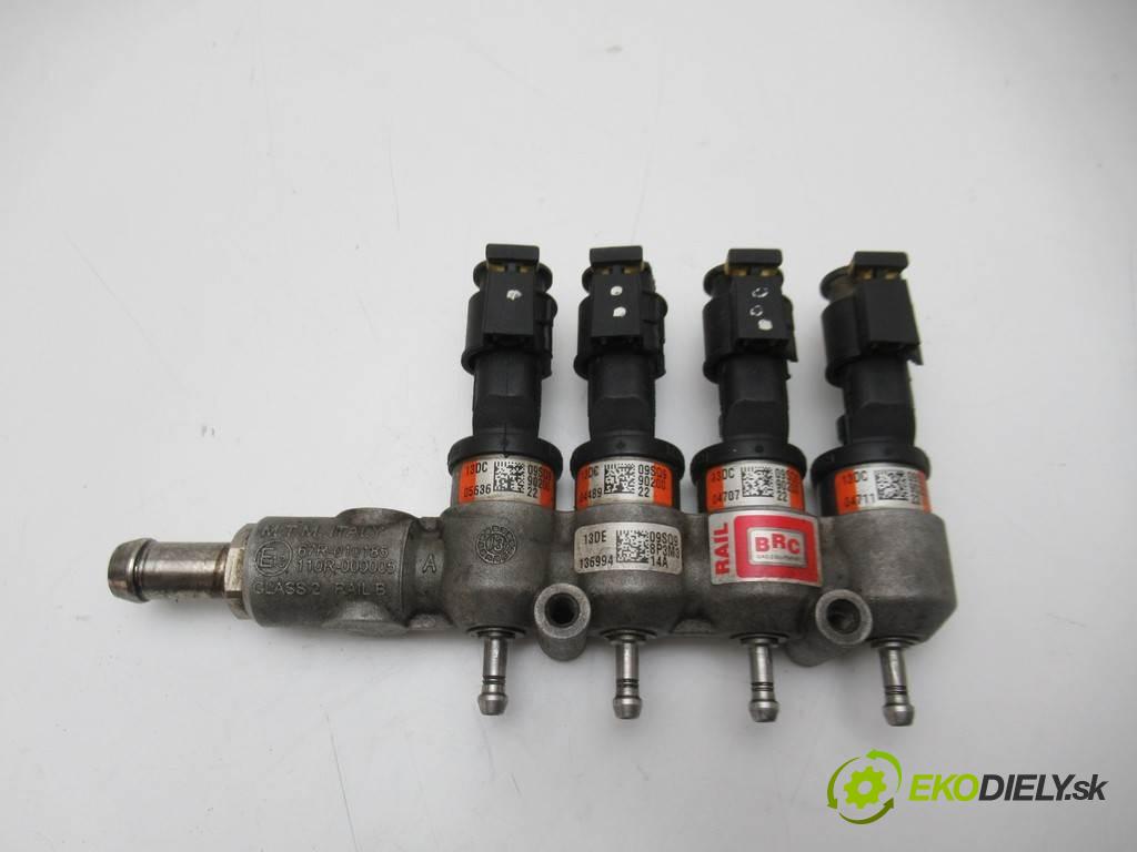 . .    A  Vstrekovače do plynového pedálu LPG BRC 67R-010185