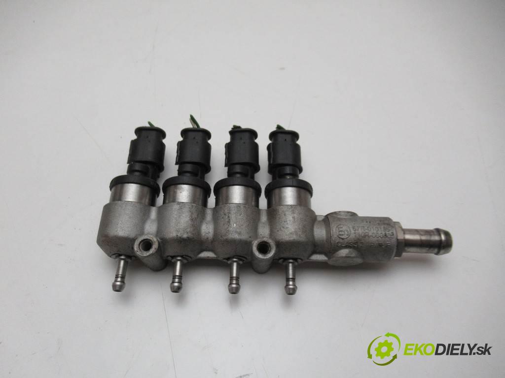 . .    A  Vstrekovače do plynového pedálu LPG BRC 67R-010185