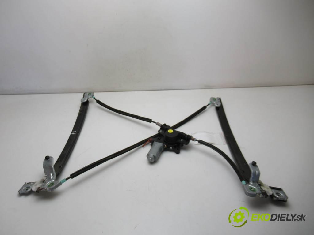 Chrysler Voyager IV  2003 105kw 2.5CRD 141KM 01-07 2500 mechanismus okna přední část levý