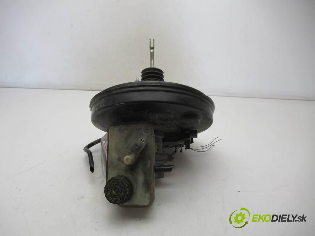 Renault Laguna II  2002 74 kW KOMBI 5D 1.9DCI 100KM 01-07 1900 Posilovač Pumpa brzdová 7701207169 (Posilňovače bŕzd)