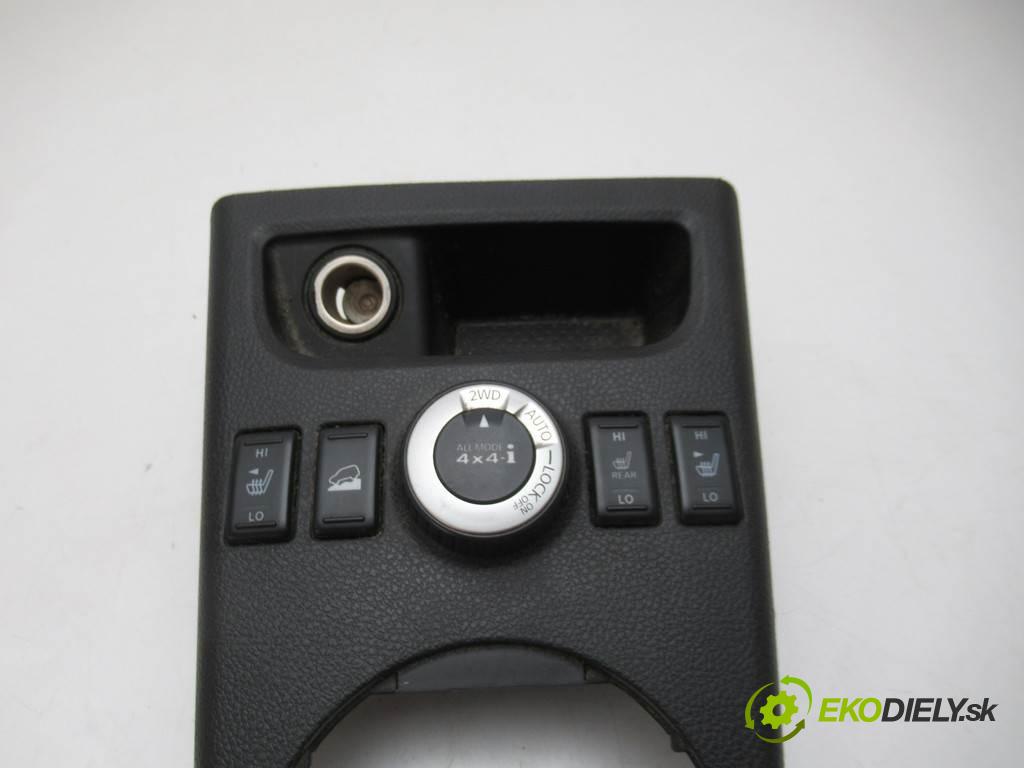 Nissan X-Trail    T31 2.0DCI 150KM 01-07  Prepínač ohrievania, vyhrievania sedačky 96941JG00A