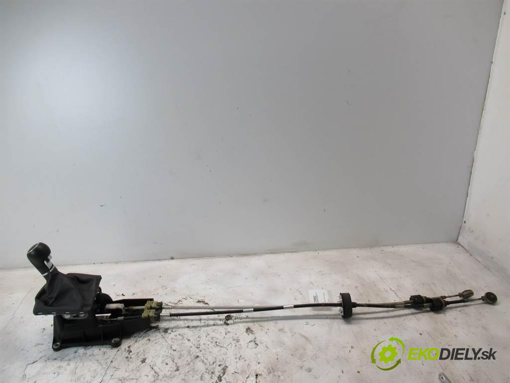 Opel Astra H  2008 81 kW HATCHBACK 3D 1.7CDTI 125KM 04-14 1700 Kulisa - -  (Rýchlostné páky / kulisy)