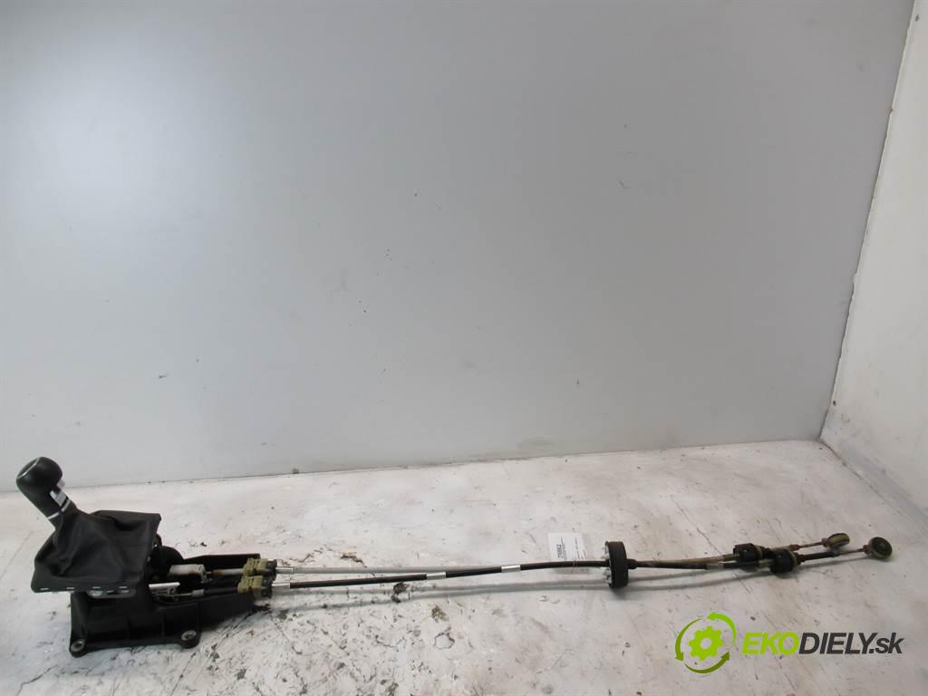 Opel Astra H  2008 81 kW HATCHBACK 3D 1.7CDTI 125KM 04-14 1700 Kulisa - -  (Rýchlostné páky / kulisy)