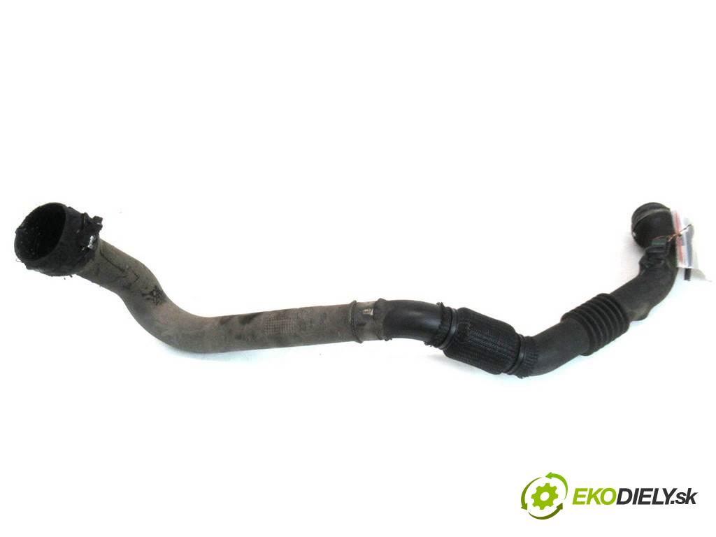 Renault Kangoo II    III 1.5DCI 68KM 08-13  Rúra hadice trubka vzduchu 8200874705 (Hadice chlazení vzduchu)