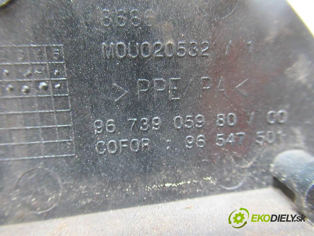 Peugeot 208    HATCHBACK 5D 1.6VTI 120KM 12-15  Dvierka nádrže paliva  (Ostatné)