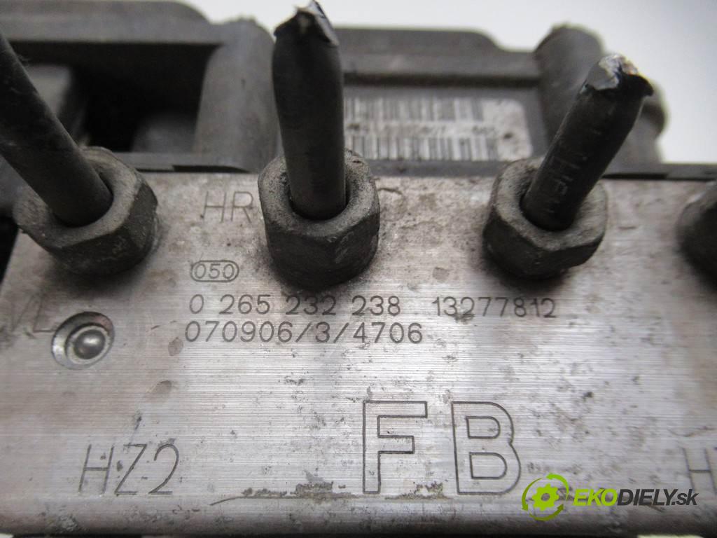 Opel Corsa D   2007 55 kW HATCHBACK 3D 75KM 06-11 1200 Pumpa ABS 13277812 (Pumpy ABS)