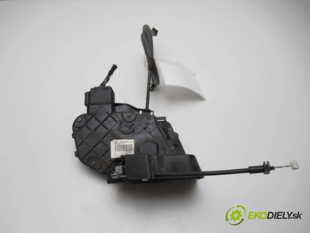 Ford S-MAX  2011 103 kW LIFT 2.0TDCI 140KM 10-15 2000 zámok zadní část levý AM2A-R26413-AA