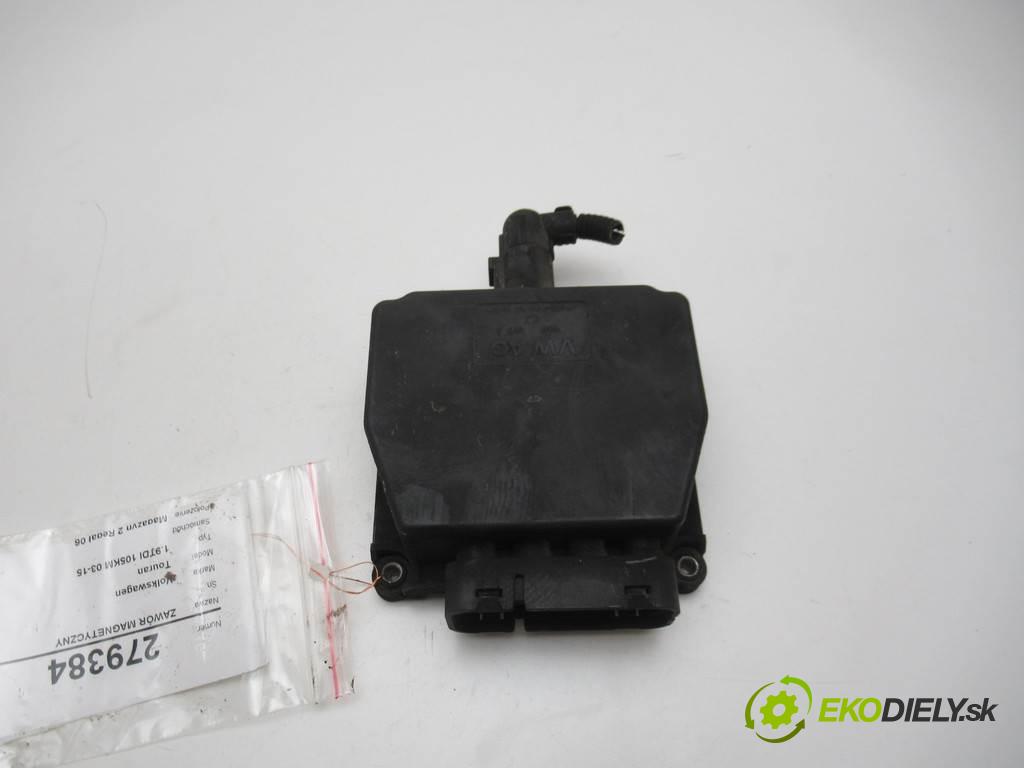 Volkswagen Touran    1.9TDI 105KM 03-15  Ventil magnetický 6Q0906625 (Ostatné)
