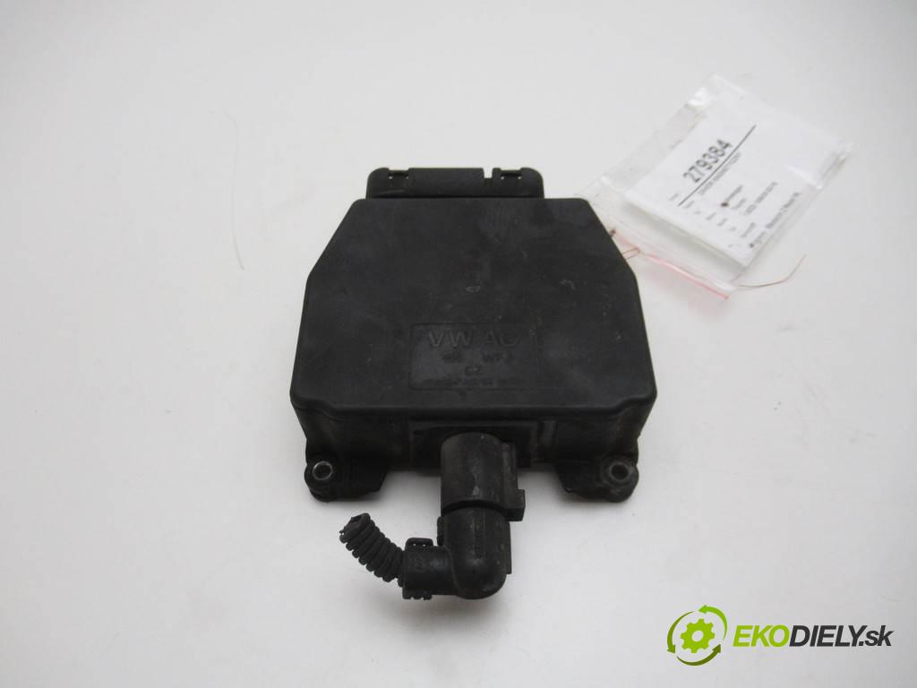 Volkswagen Touran    1.9TDI 105KM 03-15  Ventil magnetický 6Q0906625 (Ostatné)