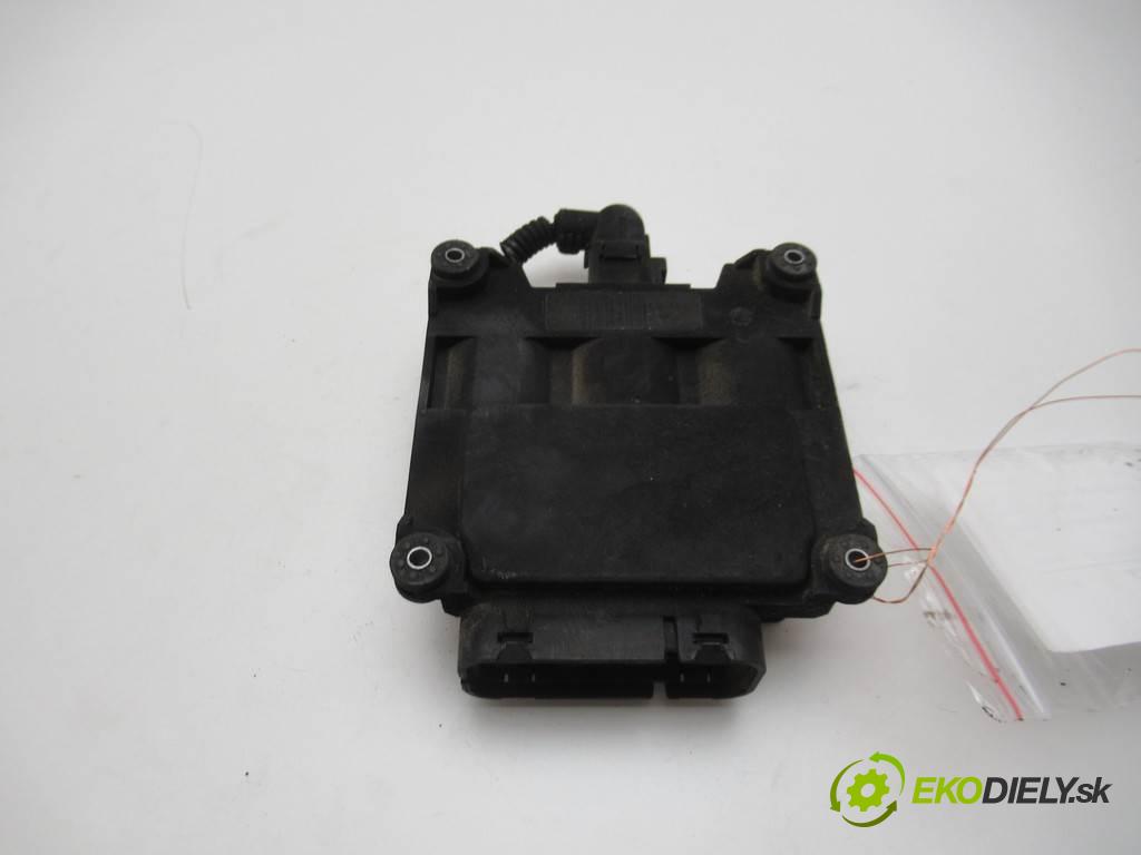 Volkswagen Touran    1.9TDI 105KM 03-15  Ventil magnetický 6Q0906625 (Ostatné)