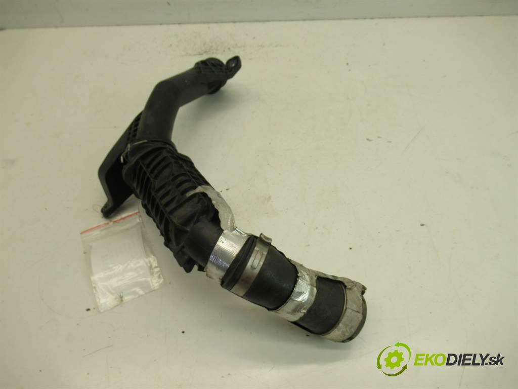 Renault Clio IV  2015 66 kW KOMBI 5D 1.5DCI 90KM 12-19 1500 Rúra hadice turba 144609034R (Hadice intercoolera)