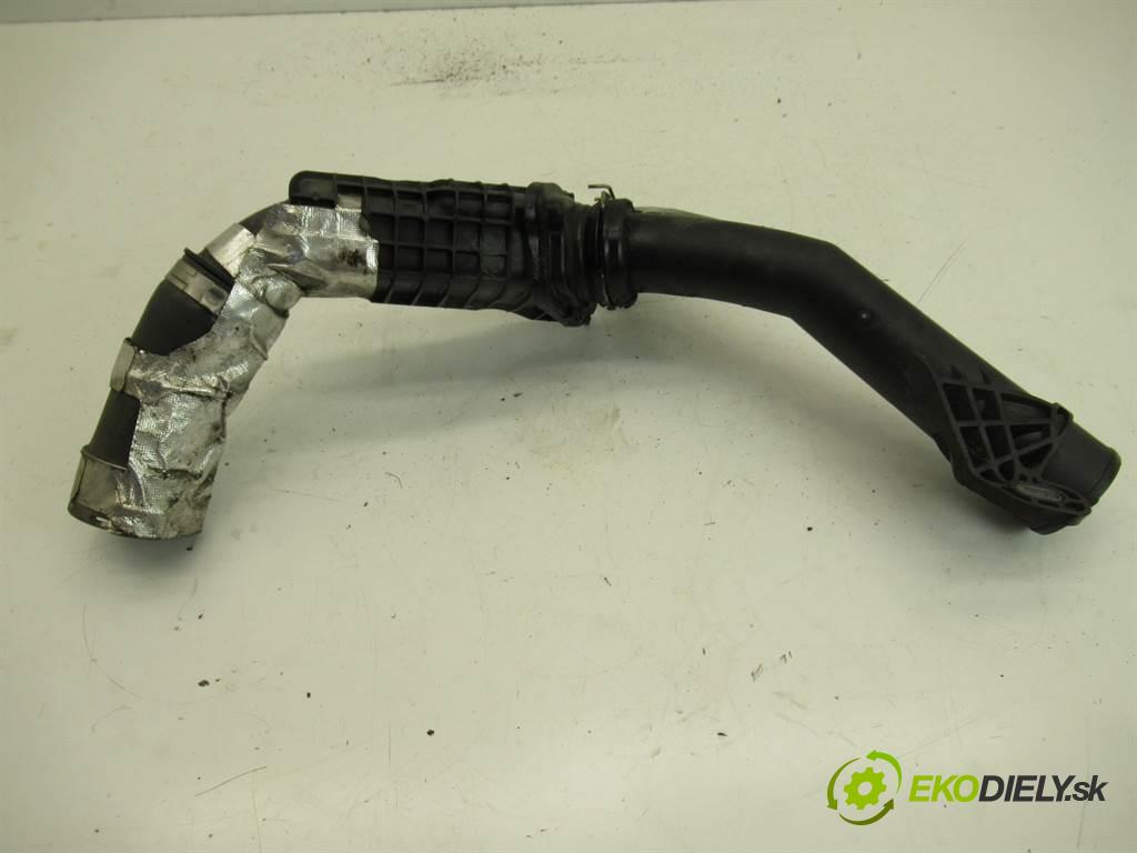 Renault Clio IV  2015 66 kW KOMBI 5D 1.5DCI 90KM 12-19 1500 Rúra hadice turba 144609034R (Hadice intercoolera)