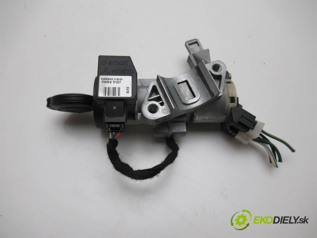 Mitsubishi Colt VI CZ3  2006 70 kW HATCHBACK 5D 1.5DI-D 95KM 04-08 1500 spinačka 4408A040 MR587813 (Spínacie skrinky a kľúče)