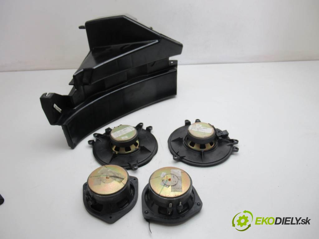 Audi A3 8L FL    HATCHBACK 3D 1.9TDI 130KM 00-03  reproduktory Bose - 8L0035381H 8D0035412A