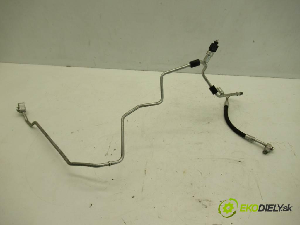 Skoda Fabia II    KOMBI 5D 1.2TSI 86KM 10-14  rúrka klimatizácie 6R1820741G (Rúrky klimatizácie)